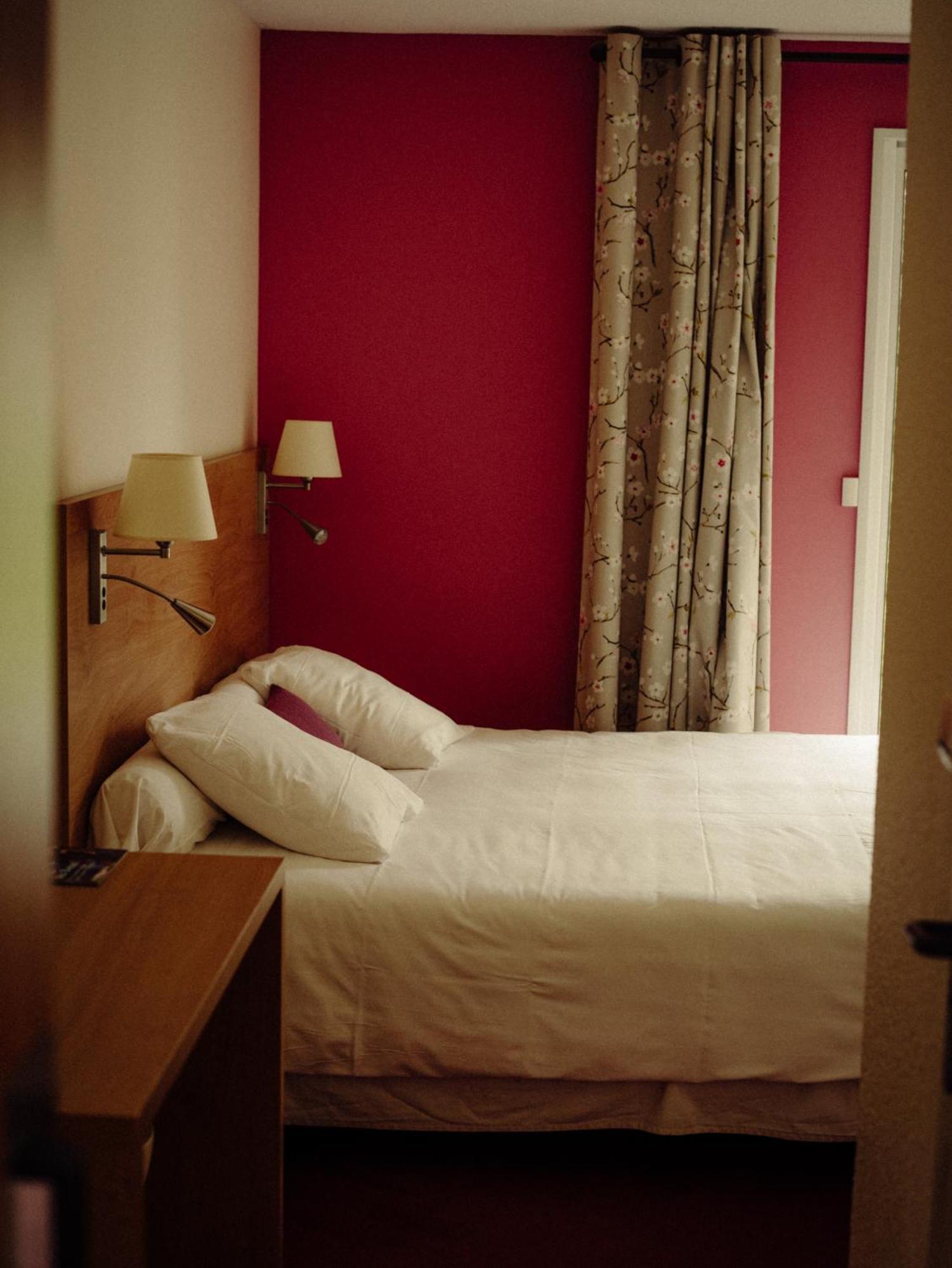 Logis Ar Milin Hotel Châteaubourg Kültér fotó