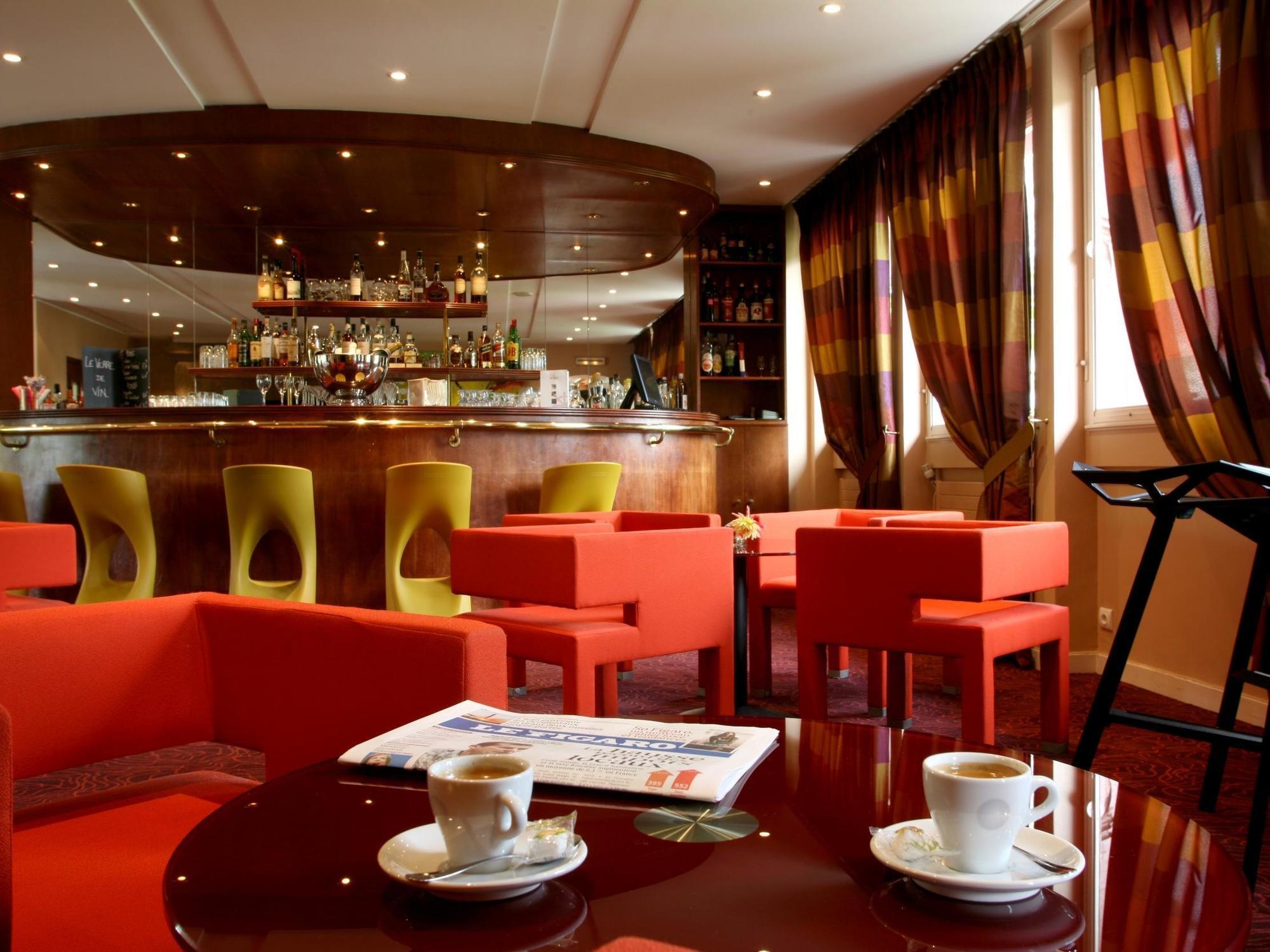 Logis Ar Milin Hotel Châteaubourg Kültér fotó