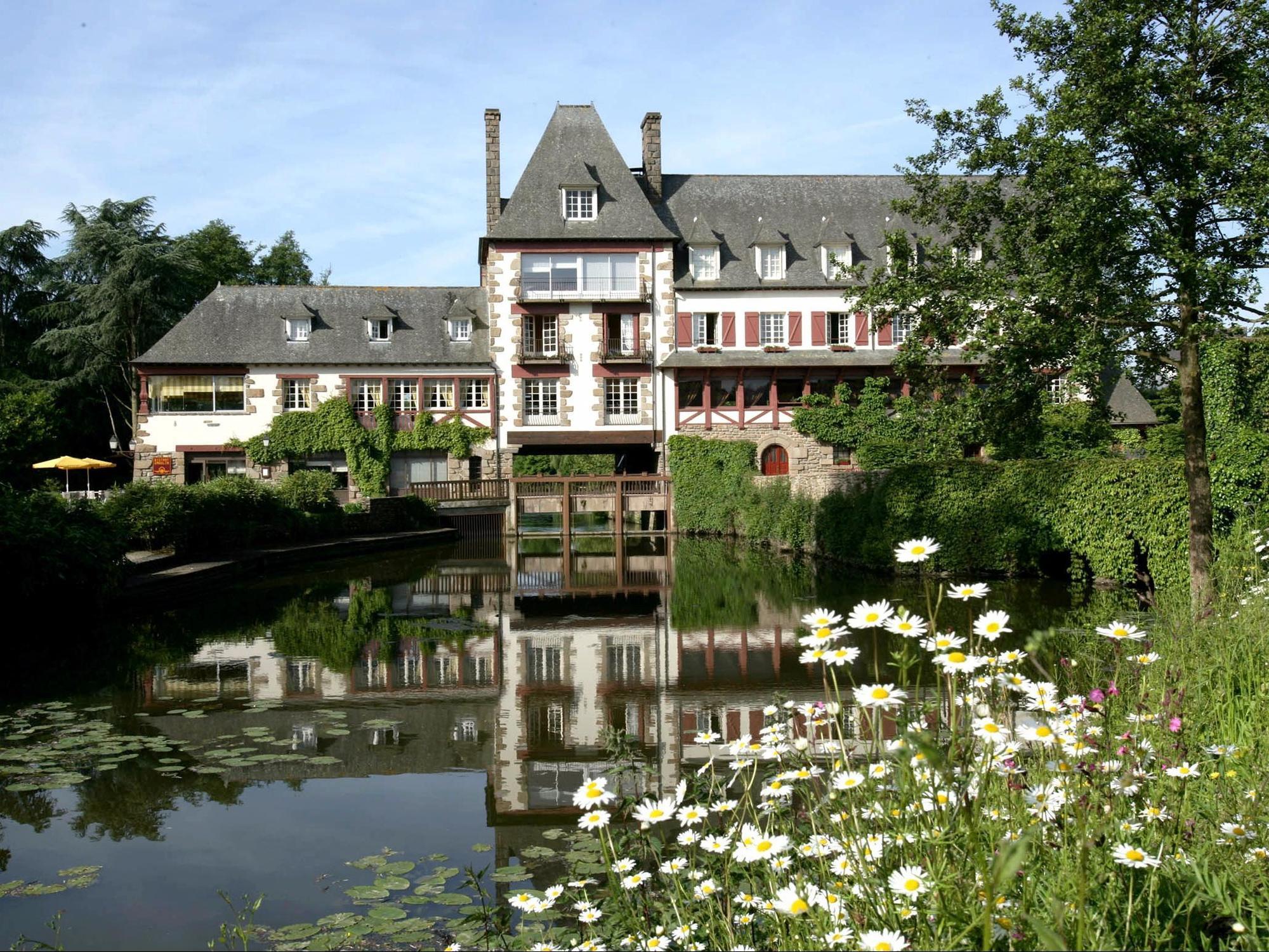 Logis Ar Milin Hotel Châteaubourg Kültér fotó